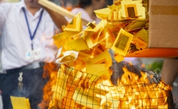 Lễ x&aacute; tội vong nh&acirc;n ở c&aacute;c nước ch&acirc;u &Aacute;