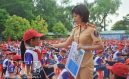 N&acirc;ng cao nhận thức về ATGT cho học sinh