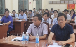 Triển khai kế hoạch ti&ecirc;m vắc-xin ph&ograve;ng bệnh cho đ&agrave;n gia s&uacute;c, gia cầm vụ Thu Đ&ocirc;ng năm 2020