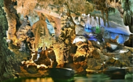 Vẻ đẹp hang động kh&ocirc; d&agrave;i nhất ch&acirc;u &Aacute; ở Quảng B&igrave;nh