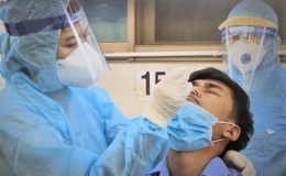 Bộ Y tế qu&aacute;n triệt c&ocirc;ng t&aacute;c x&eacute;t nghiệm khi thực hiện gi&atilde;n c&aacute;ch x&atilde; hội