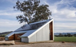 Ng&ocirc;i nh&agrave; 40 m&eacute;t vu&ocirc;ng: Xu hướng kiến tr&uacute;c bền vững, tiết kiệm điện năng v&agrave; th&acirc;n thiện m&ocirc;i trường