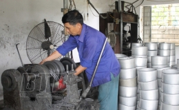 Vũ Thư: C&aacute;c l&agrave;ng nghề truyền thống vươn l&ecirc;n trong đại dịch