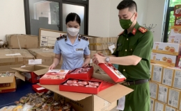 Đẩy mạnh kiểm tra, kịp thời truy xuất, thu hồi b&aacute;nh trung thu ''bẩn''