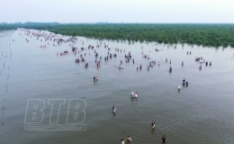 Du lịch s&ocirc;i động dịp nghỉ lễ