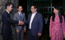 Thủ tướng Phạm Minh Ch&iacute;nh thăm Đại sứ qu&aacute;n Việt Nam tại Brazil