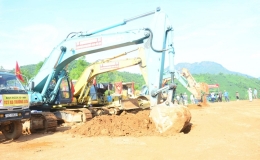 Cuộc h&agrave;nh tr&igrave;nh hồi sinh th&ocirc;n L&agrave;ng Nủ bắt đầu sau những ng&agrave;y đau thương