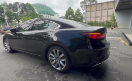 Kh&ocirc;ng kiểm tra quanh xe - lỗi cơ bản c&oacute; thể g&acirc;y chết người