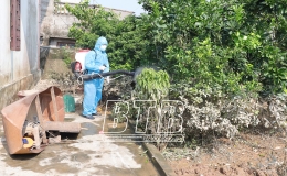 Ph&ograve;ng, chống dịch bệnh sau b&atilde;o, lũ: Nước r&uacute;t đến đ&acirc;u vệ sinh m&ocirc;i trường đến đ&oacute;