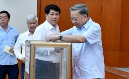 Tổng B&iacute; thư, Chủ tịch nước T&ocirc; L&acirc;m dự Lễ ph&aacute;t động ủng hộ đồng b&agrave;o chịu ảnh hưởng của cơn b&atilde;o số 3