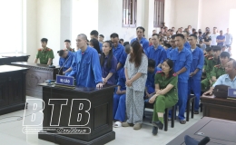 Tr&ecirc;n 283 năm t&ugrave; cho nh&oacute;m đối tượng lừa đảo chiếm đoạt t&agrave;i sản