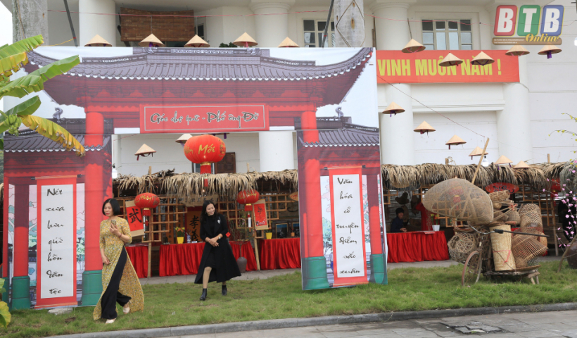 G&oacute;c chợ qu&ecirc; - phố &ocirc;ng đồ: điểm hẹn trong dịp Tết cổ truyền