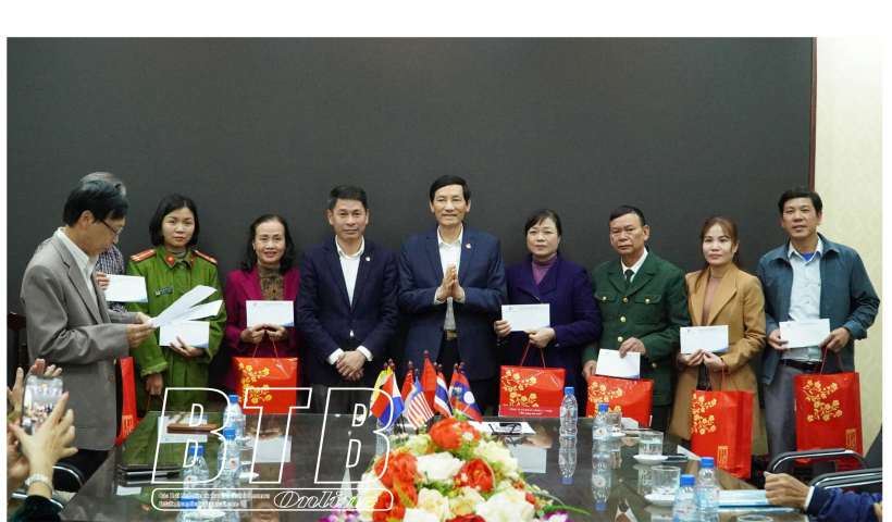 75 doanh nghiệp đăng k&yacute; ủng hộ hơn 23.000 suất qu&agrave; tết tặng người ngh&egrave;o