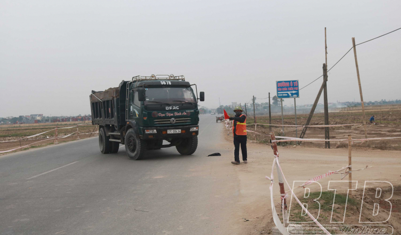 Bảo đảm an to&agrave;n giao th&ocirc;ng thi c&ocirc;ng c&aacute;c c&ocirc;ng tr&igrave;nh