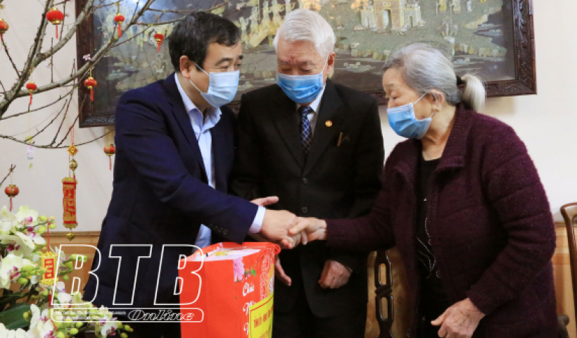 Mang m&ugrave;a Xu&acirc;n đến với người ngh&egrave;o