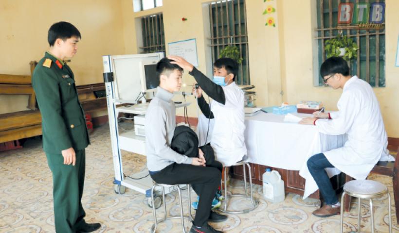 C&aacute;c huyện, th&agrave;nh phố trong tỉnh bắt đầu tổ chức kh&aacute;m sơ tuyển tuyển nghĩa vụ qu&acirc;n sự năm 2021