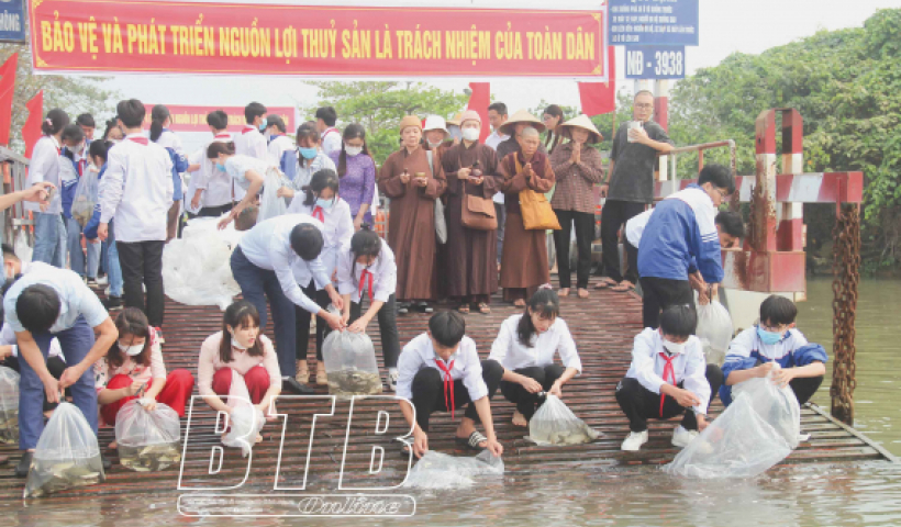 Ch&uacute; trọng bảo vệ v&agrave; t&aacute;i tạo nguồn lợi thủy sản