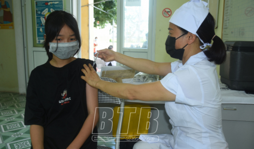 Đẩy nhanh tiến độ ti&ecirc;m mũi 3, mũi 4