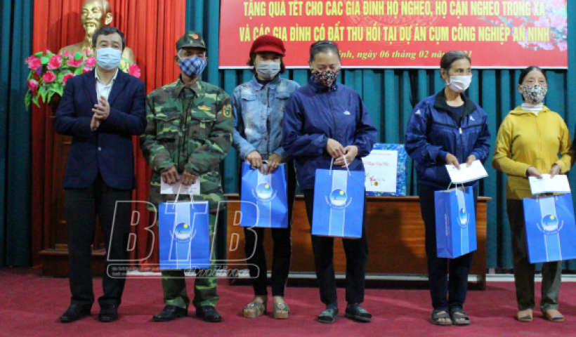 &ldquo;Để mọi người, mọi nh&agrave; đều c&oacute; Tết, kh&ocirc;ng c&oacute; gia đ&igrave;nh n&agrave;o bị bỏ lại ph&iacute;a sau&rdquo;