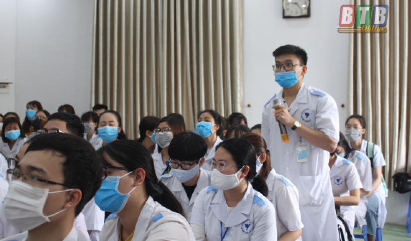 Thường trực Tỉnh ủy thống nhất một số biện ph&aacute;p ph&ograve;ng, chống dịch Covid-19 trong thời gian tới