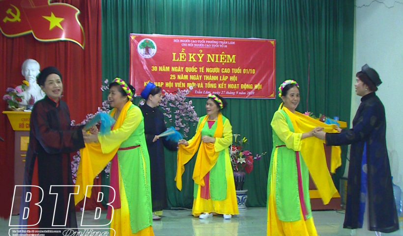 H&ocirc;m nay, ng&agrave;y 1/10, ng&agrave;y Quốc tế người cao tuổi, h&atilde;y quan t&acirc;m đến người cao tuổi bằng những việc l&agrave;m thiết thực