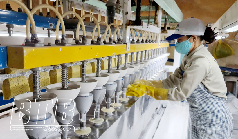 Phấn đấu khởi c&ocirc;ng khu c&ocirc;ng nghiệp VSIP v&agrave;o đầu xu&acirc;n Gi&aacute;p Th&igrave;n 2024