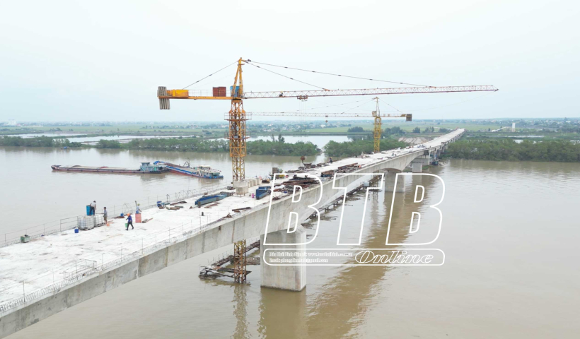 Quyết t&acirc;m th&ocirc;ng xe tuyến đường bộ ven biển trong qu&yacute; III/2025