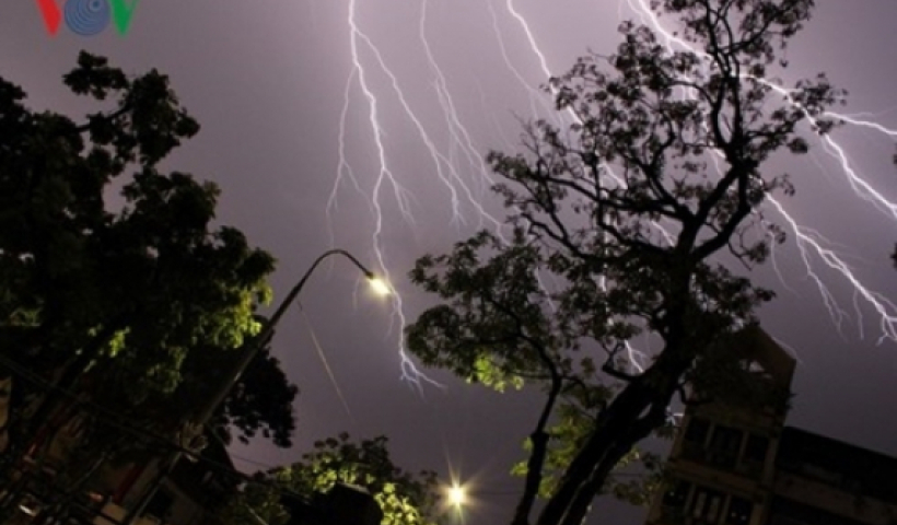 Th&aacute;i B&igrave;nh: Cảnh b&aacute;o cấp độ rủi ro thi&ecirc;n tai do lốc, s&eacute;t, mưa đ&aacute; (cấp 1) 