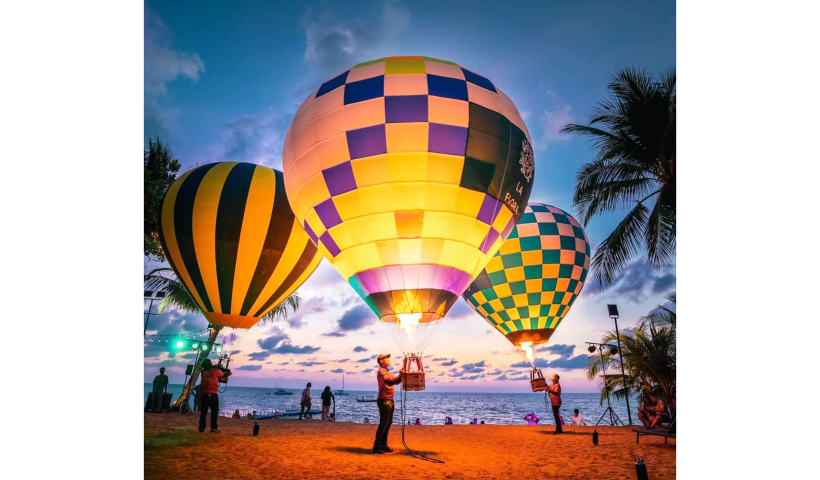 Tr&igrave;nh diễn khinh kh&iacute; cầu bay trong tuần du lịch tỉnh