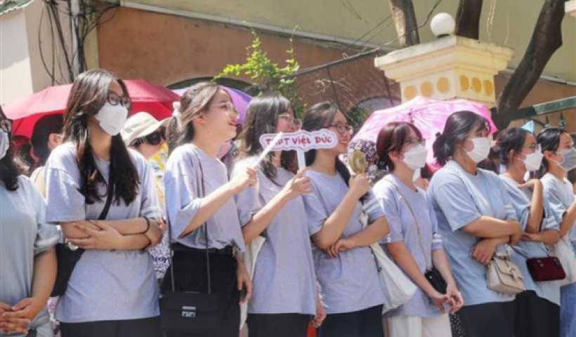 Từ ng&agrave;y 15/4/2023, x&oacute;a bỏ lớp kh&ocirc;ng chuy&ecirc;n trong c&aacute;c trường THPT chuy&ecirc;n 