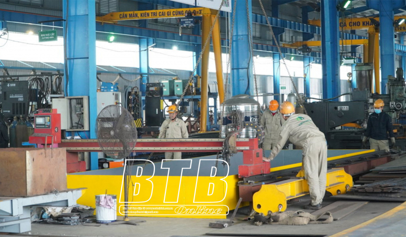 V&igrave; lợi &iacute;ch đo&agrave;n vi&ecirc;n, người lao động 