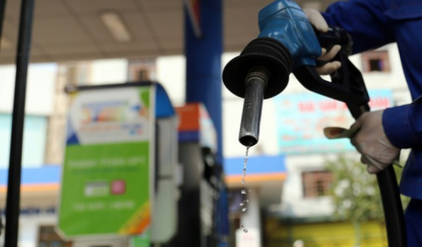 Xử l&yacute; nghi&ecirc;m c&aacute;c cửa h&agrave;ng xăng dầu vi phạm