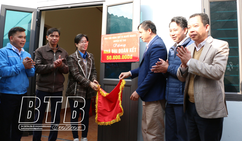 Xu&acirc;n y&ecirc;u thương