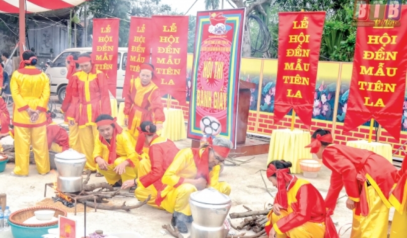 Thi l&agrave;m b&aacute;nh giầy.