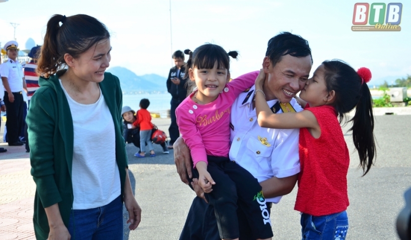 Ph&uacute;t chia tay