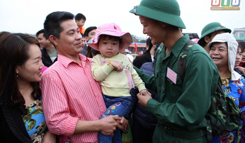 Giờ ph&uacute;t chia tay. Ảnh: Trịnh Cường