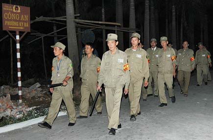 Tăng cường c&ocirc;ng t&aacute;c bảo vệ trật tự trị an