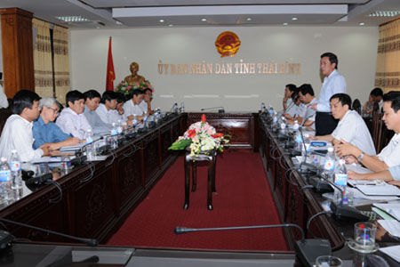 Thứ trưởng bộ TN&amp;MT l&agrave;m việc với UBND tỉnh Th&aacute;i B&igrave;nh về c&ocirc;ng t&aacute;c quản l&yacute; đất đai v&agrave; tiến độ thực hiện dự &aacute;n VLAP 