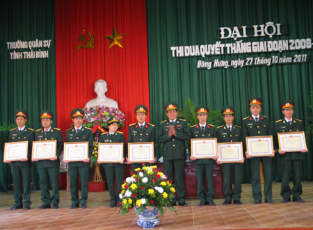 Phong tr&agrave;o thi đua quyết thắng ở Trường Qu&acirc;n sự tỉnh Th&aacute;i B&igrave;nh