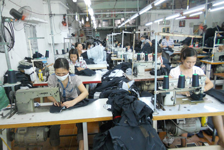 Ph&aacute;t huy vai tr&ograve; của n&ocirc;ng d&acirc;n trong ph&aacute;t triển kinh tế v&agrave; x&acirc;y dựng n&ocirc;ng th&ocirc;n mới