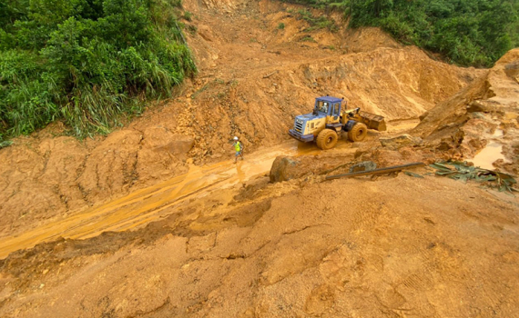 Th&ocirc;ng tuyến đường Trường Sơn Đ&ocirc;ng