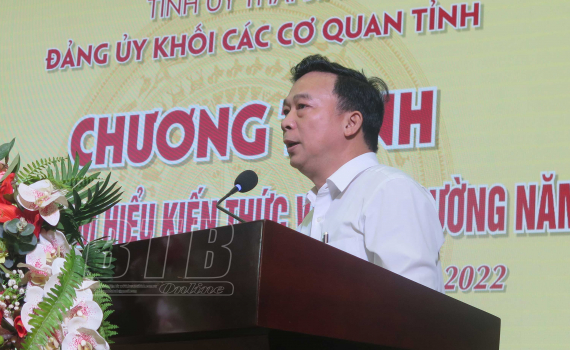 Tuy&ecirc;n truyền t&igrave;m hiểu kiến thức về m&ocirc;i trường cho c&aacute;n bộ, đảng vi&ecirc;n, thanh ni&ecirc;n