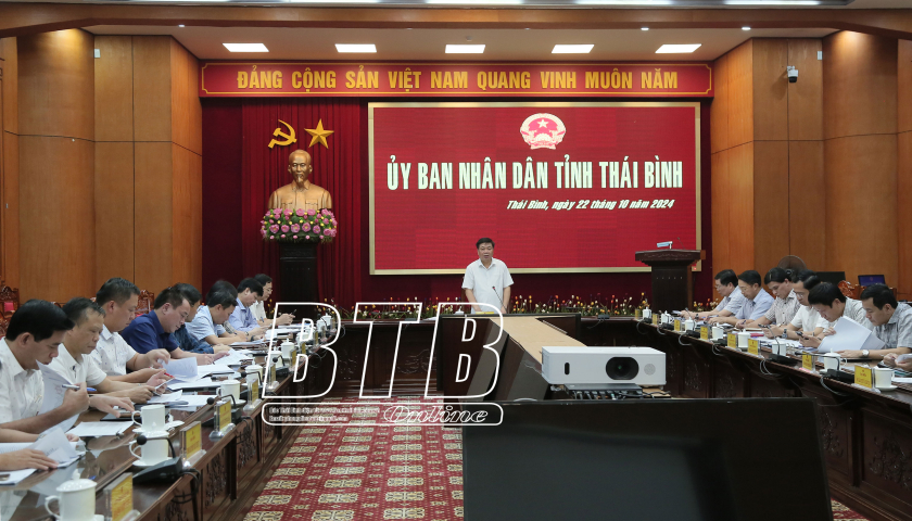  UBND tỉnh họp nghe v&agrave; cho &yacute; kiến một số nội dung quan trọng