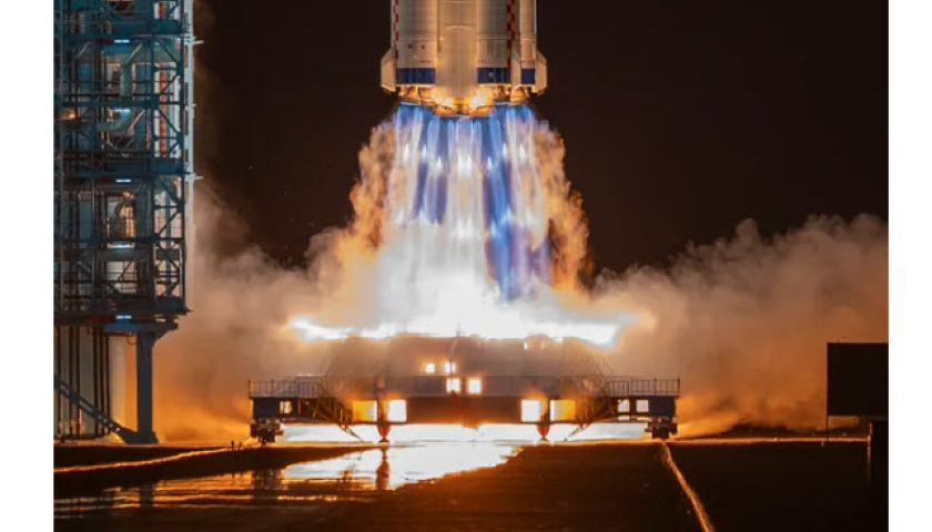 Trung Quốc phóng thành công tàu vũ trụ Thần Châu-19