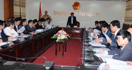 Thảo luận một số b&aacute;o c&aacute;o tr&igrave;nh hội đồng nh&acirc;n d&acirc;n tỉnh Th&aacute;i B&igrave;nh