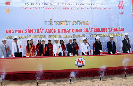 Khởi c&ocirc;ng x&acirc;y dựng Nh&agrave; m&aacute;y sản xuất Am&ocirc;n nitrat c&ocirc;ng suất 200.000 tấn/ năm