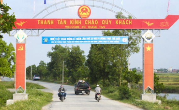 Thanh T&acirc;n c&aacute;n đ&iacute;ch n&ocirc;ng th&ocirc;n mới