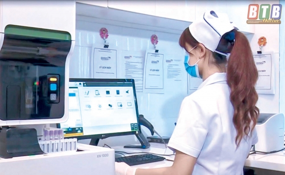 Sao Mai tiến bước c&ugrave;ng thời gian