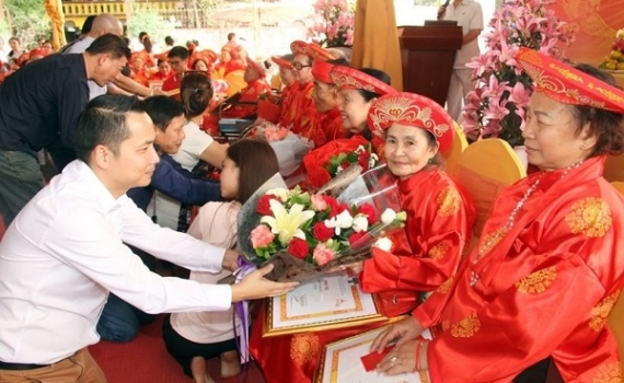 Tăng mức tiền, qu&agrave; tặng ch&uacute;c thọ, mừng thọ người cao tuổi