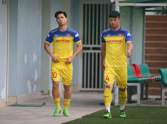 Ảnh: Công Phượng - Văn Hậu tích cực tập luyện ngay sau khi về nước hội quân - Ảnh 6.